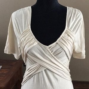 Short sleeve top ruched top size small